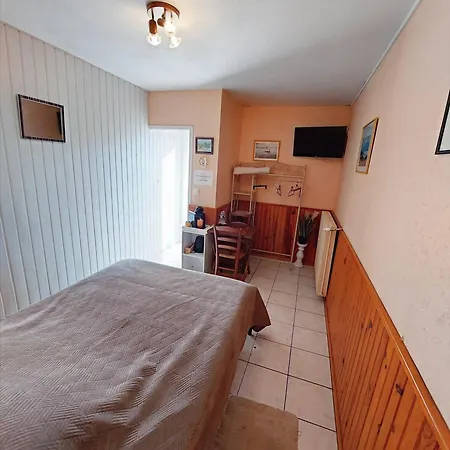 Les Salles Penzion 3*