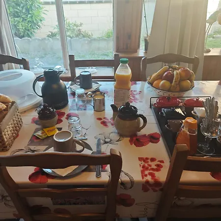 ゲストハウス シャンブル レ サレ 3*