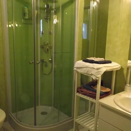 Les Salles بيت ضيافة بوفوار