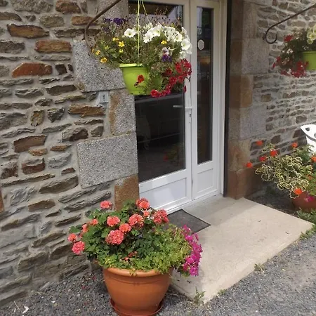 Penzion Les Salles Beauvoir (Manche)