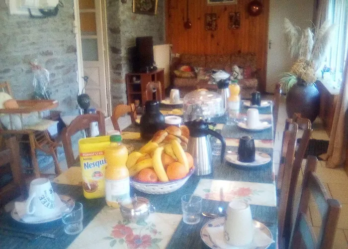 ゲストハウス シャンブル レ サレ 3*