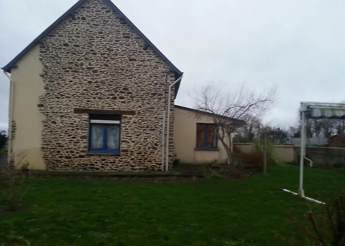 ゲストハウス シャンブル レ サレ ボーヴォワール